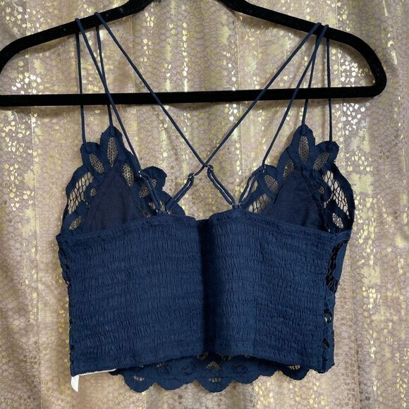 Free People Adella Bralette Crochet Ruched Floral Lace Navy Blue Small NWT - Picture 2 of 3